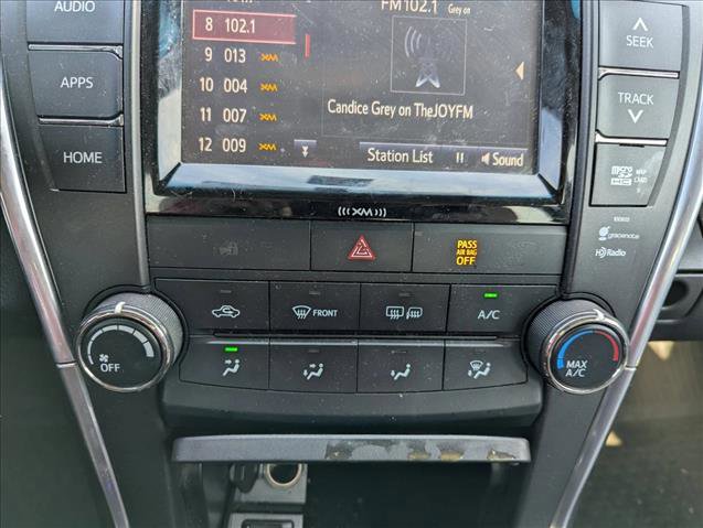 Used 2016 Toyota Camry SE image 19