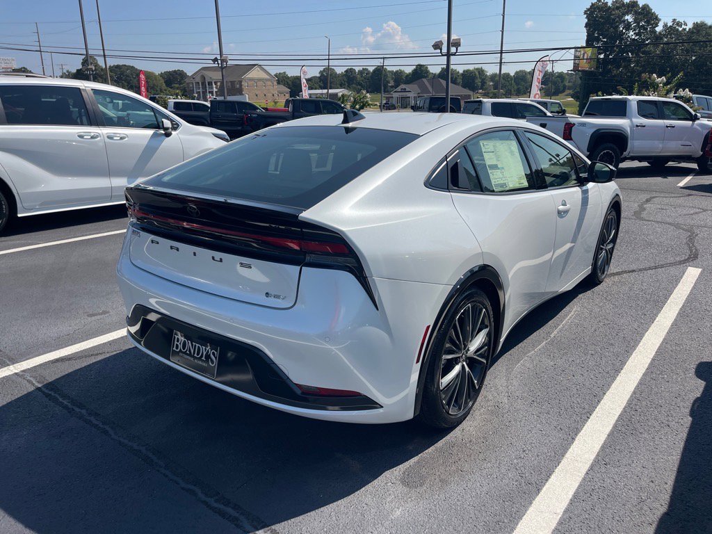 New 2026 Toyota Prius XLE FWD image 14
