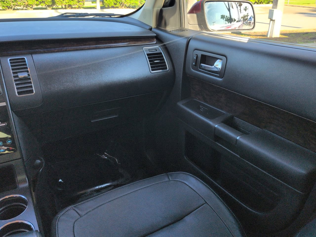 Used 2014 Ford Flex Limited w/ Equipment Group 301A FWD image 16