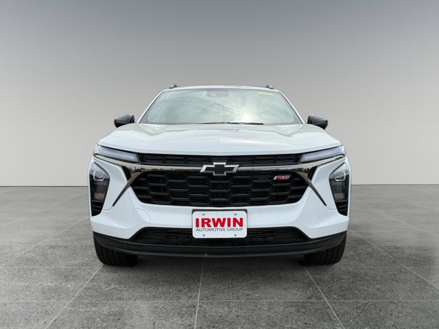 Used 2024 Chevrolet Trax RS FWD image 2