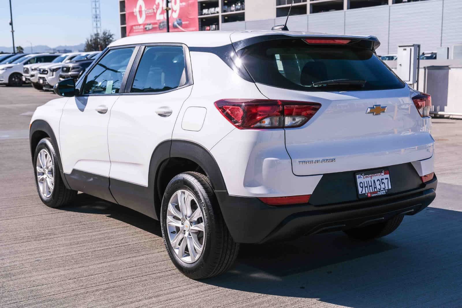 Used 2023 Chevrolet TrailBlazer LS FWD image 6