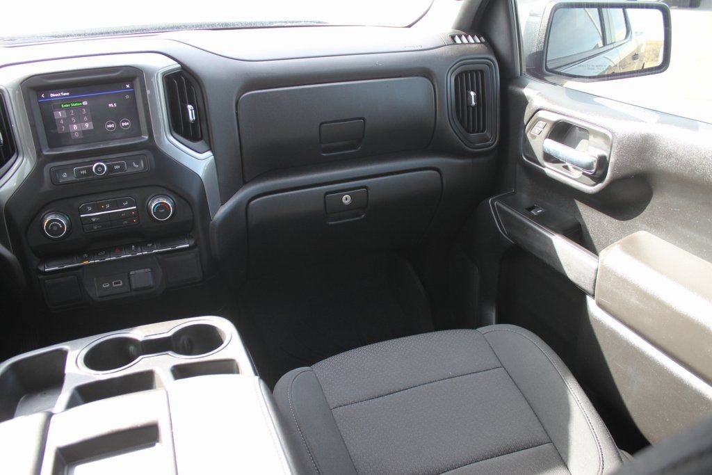 Used 2022 Chevrolet Silverado 1500 Custom image 7