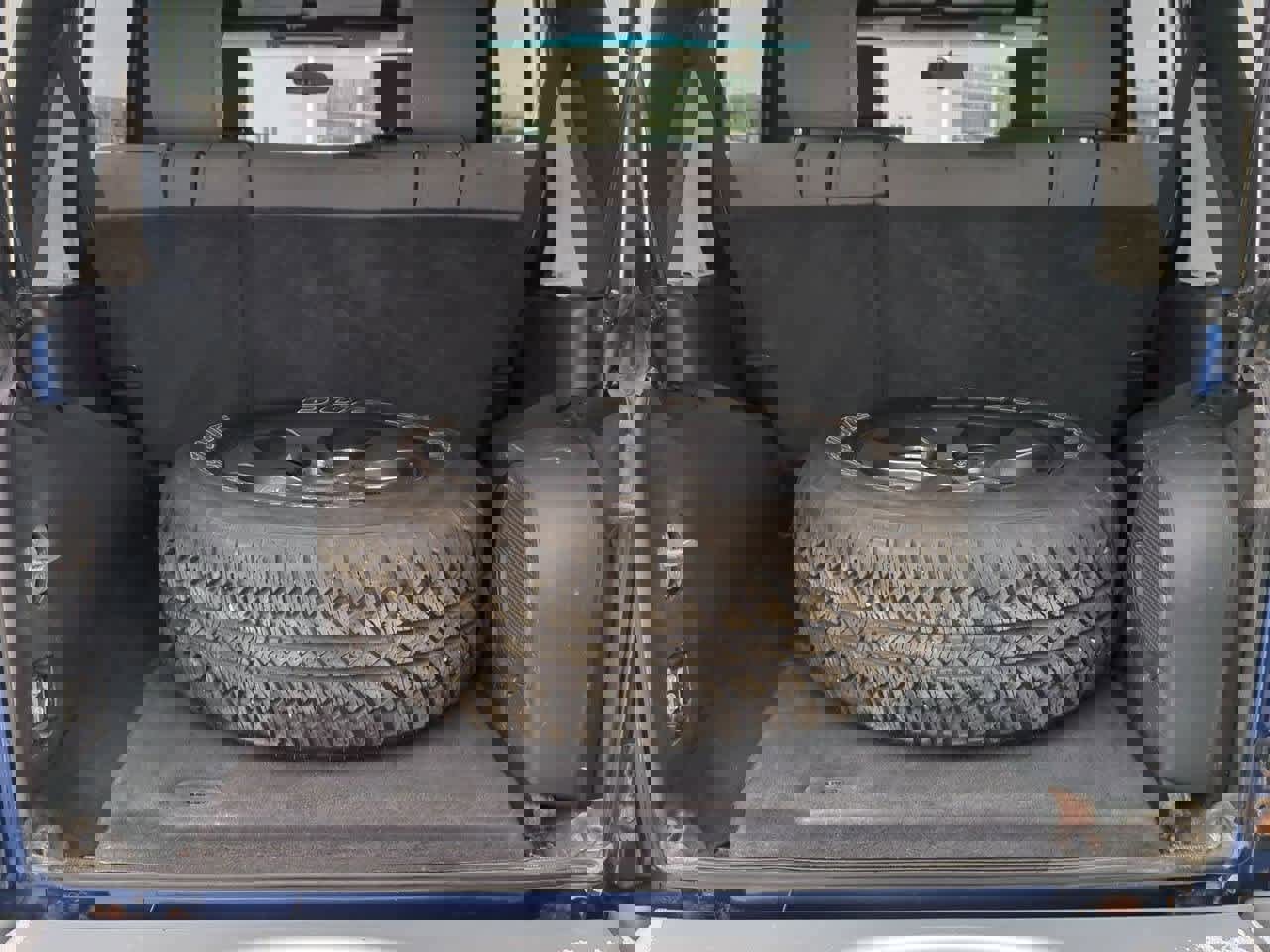 Used 2009 Jeep Wrangler Unlimited Sahara image 32