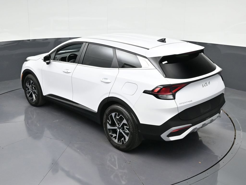 Used 2025 Kia Sportage EX FWD image 22