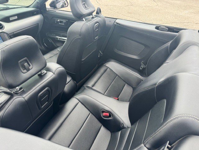 Used 2017 Ford Mustang GT Premium RWD image 30