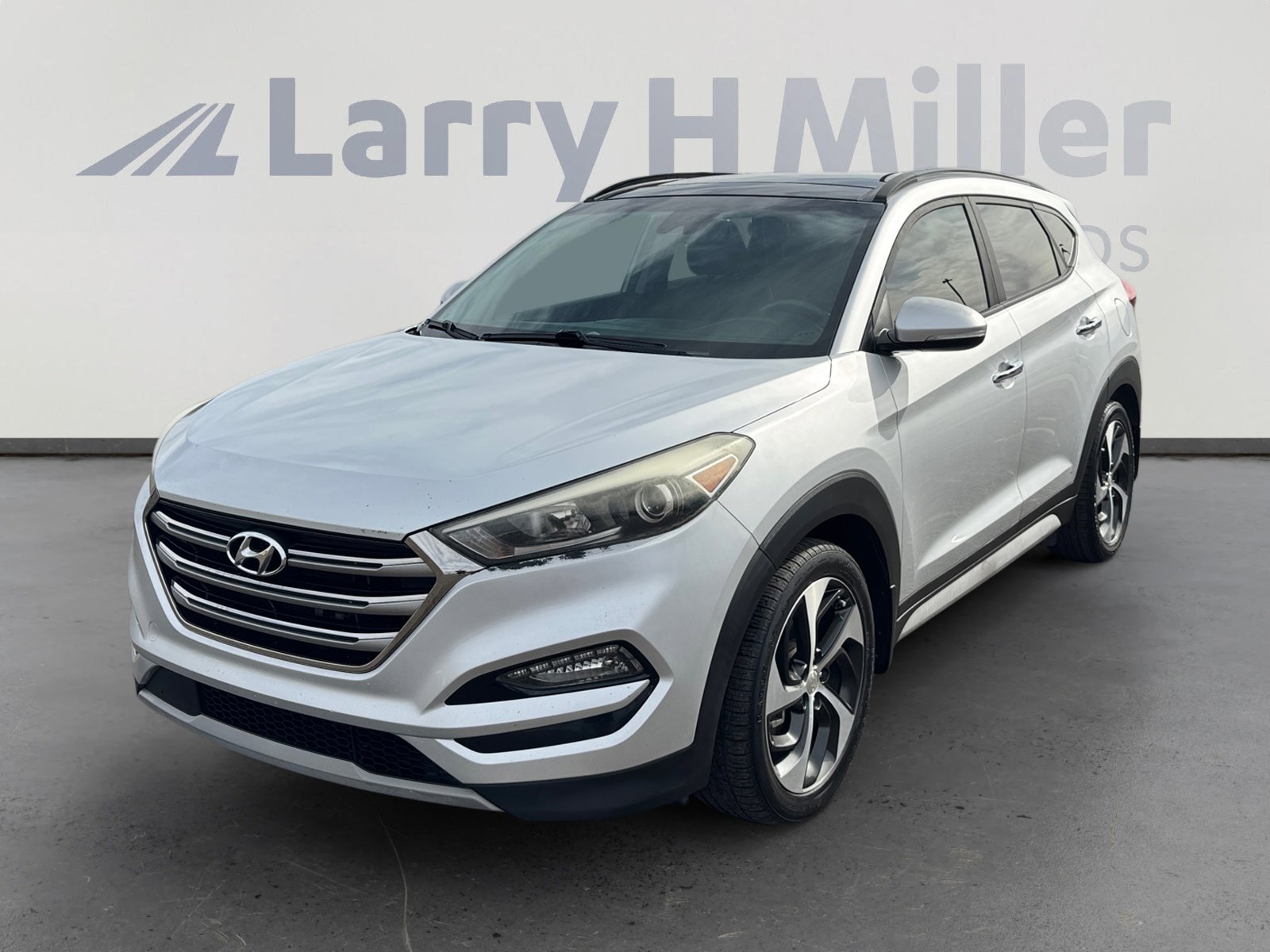 Used 2018 Hyundai Tucson Limited w/ Ultimate Package 02 image 1