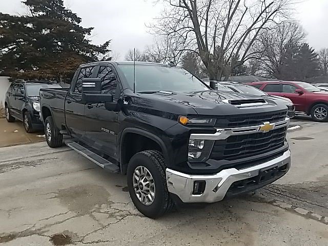 Certified 2025 Chevrolet Silverado 2500 LT w/ Safety Package image 3