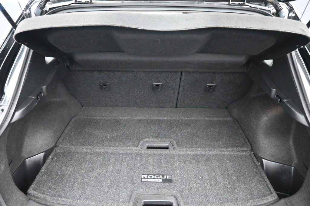 Used 2019 Nissan Rogue Sport SV w/ All-Weather Package AWD/4WD image 15