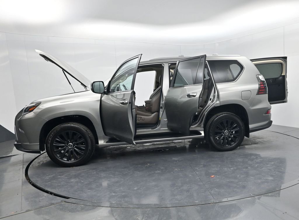Used 2023 Lexus GX 460 Luxury w/ Sport Design Package image 66