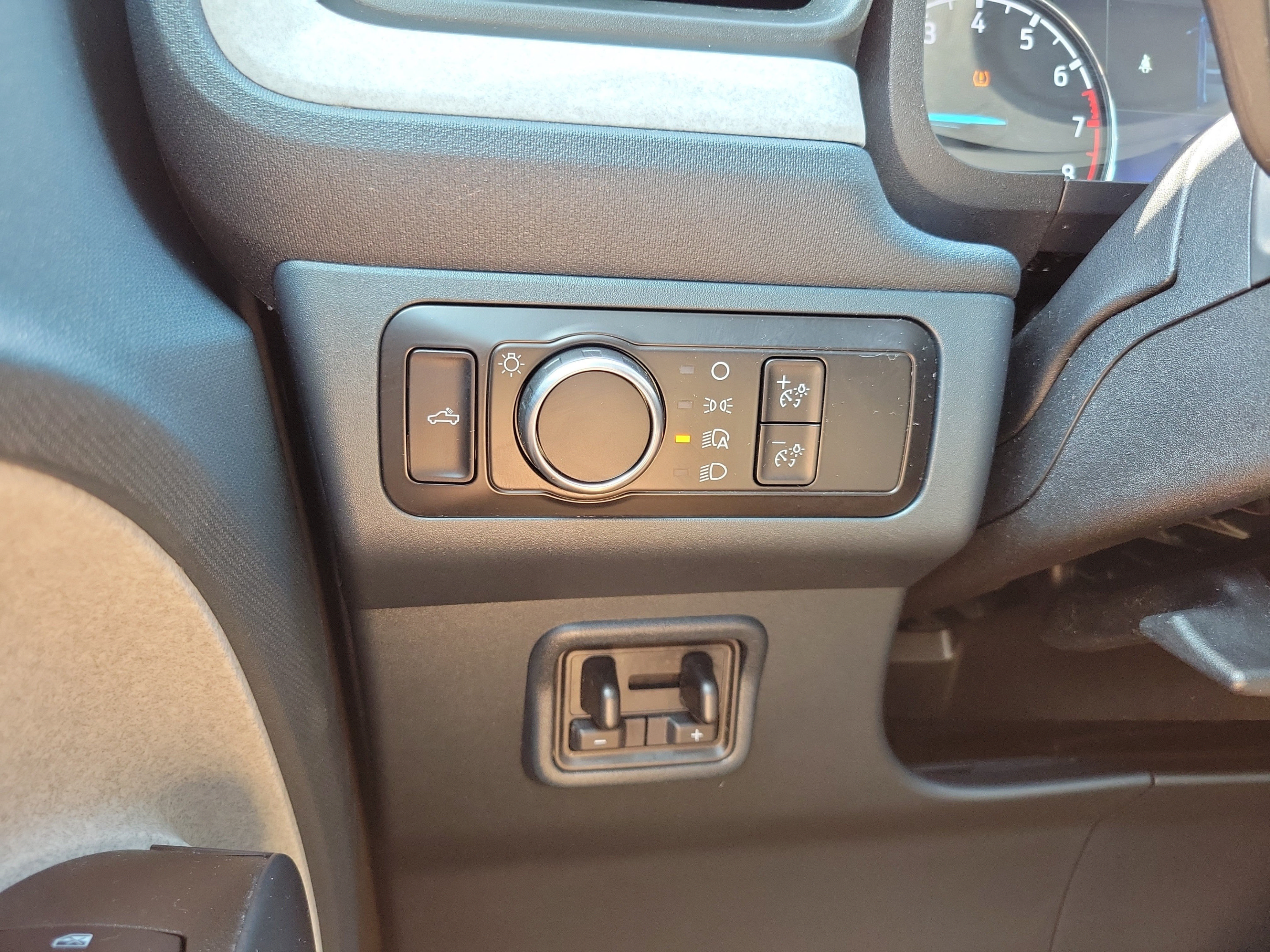 Used 2023 Ford Maverick XLT w/ Equipment Group 300A Standard AWD/4WD image 19