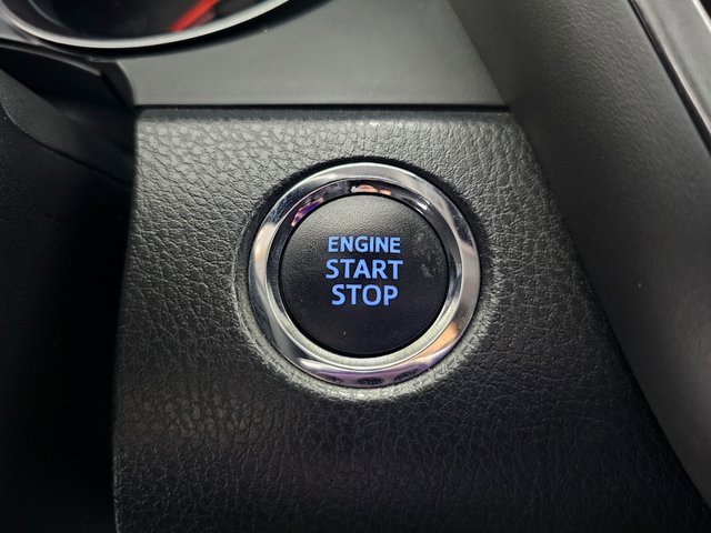 Used 2021 Toyota Camry XSE image 15