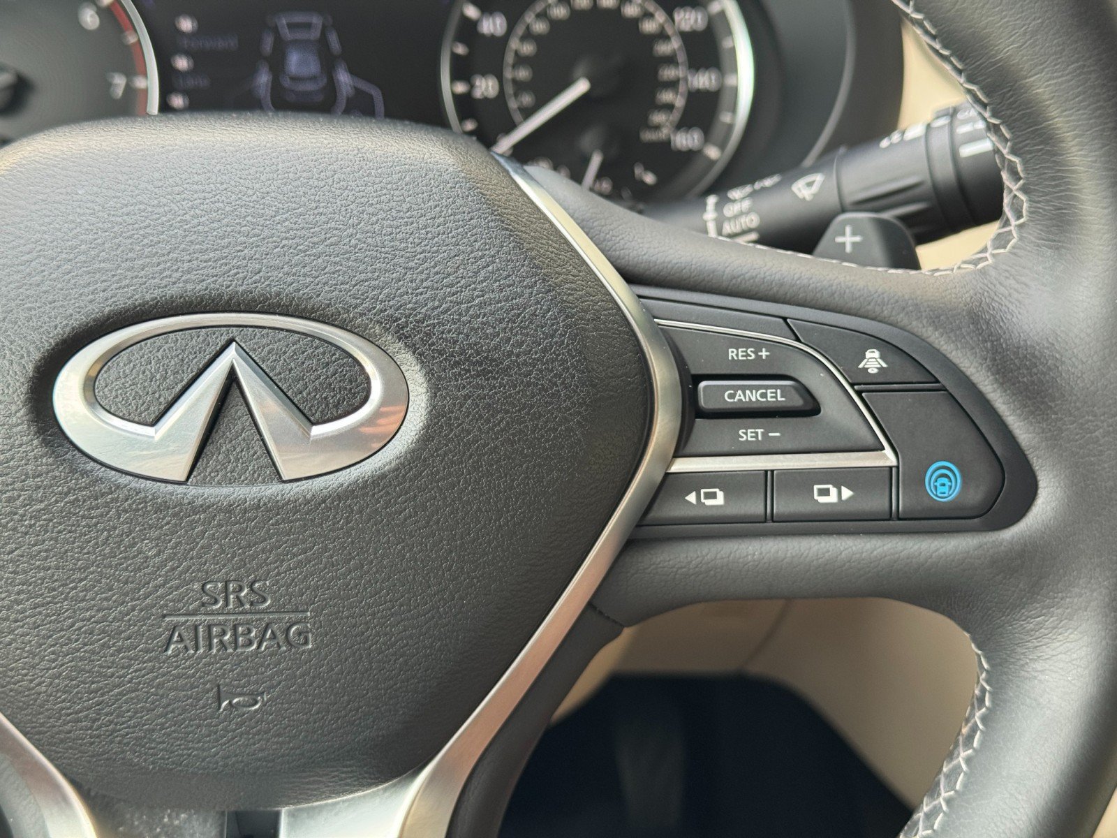 Used 2021 INFINITI QX50 Sensory FWD image 23