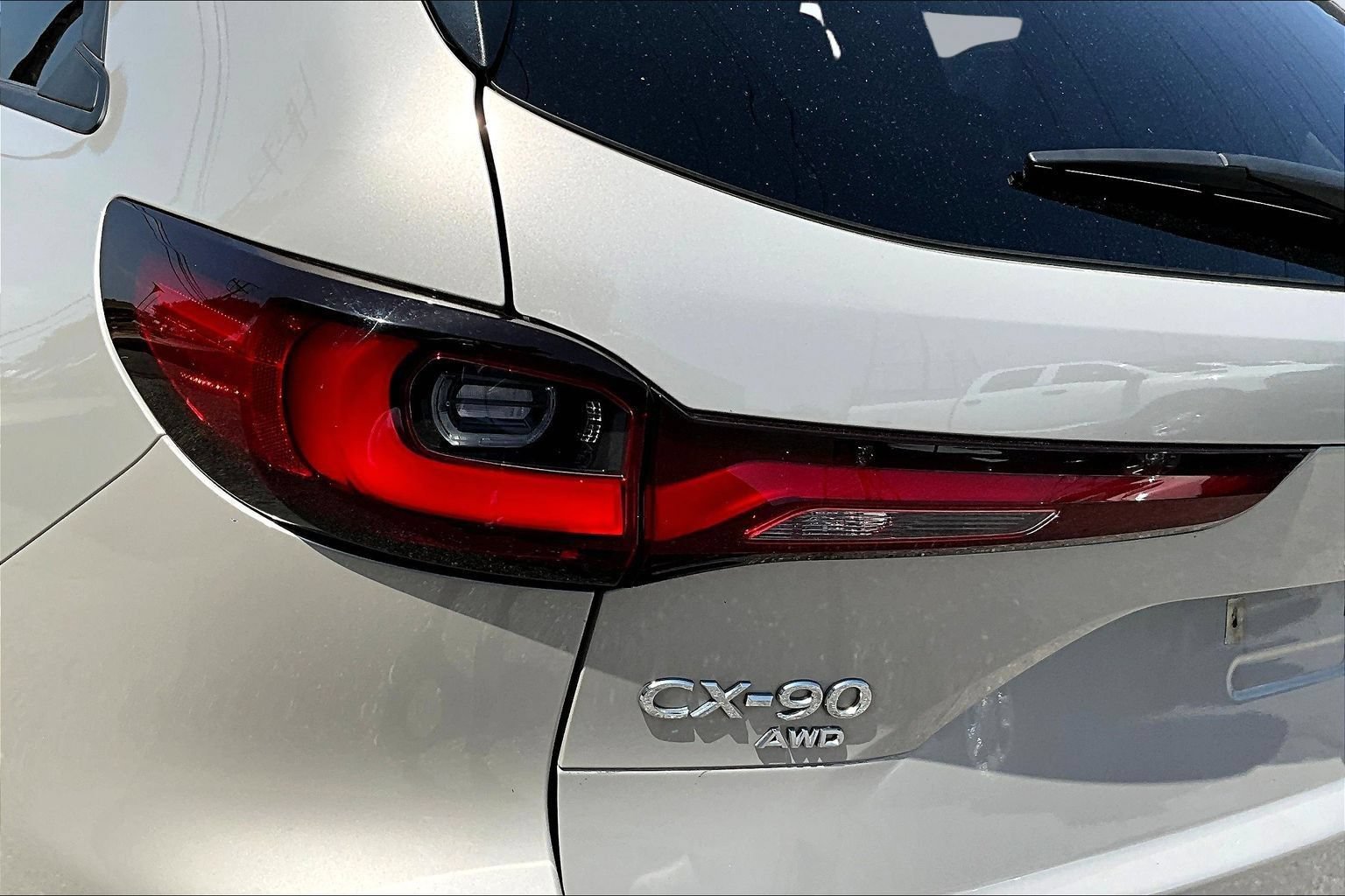Used 2024 MAZDA CX-90 Plug-In Hybrid w/ Preferred AWD/4WD image 25