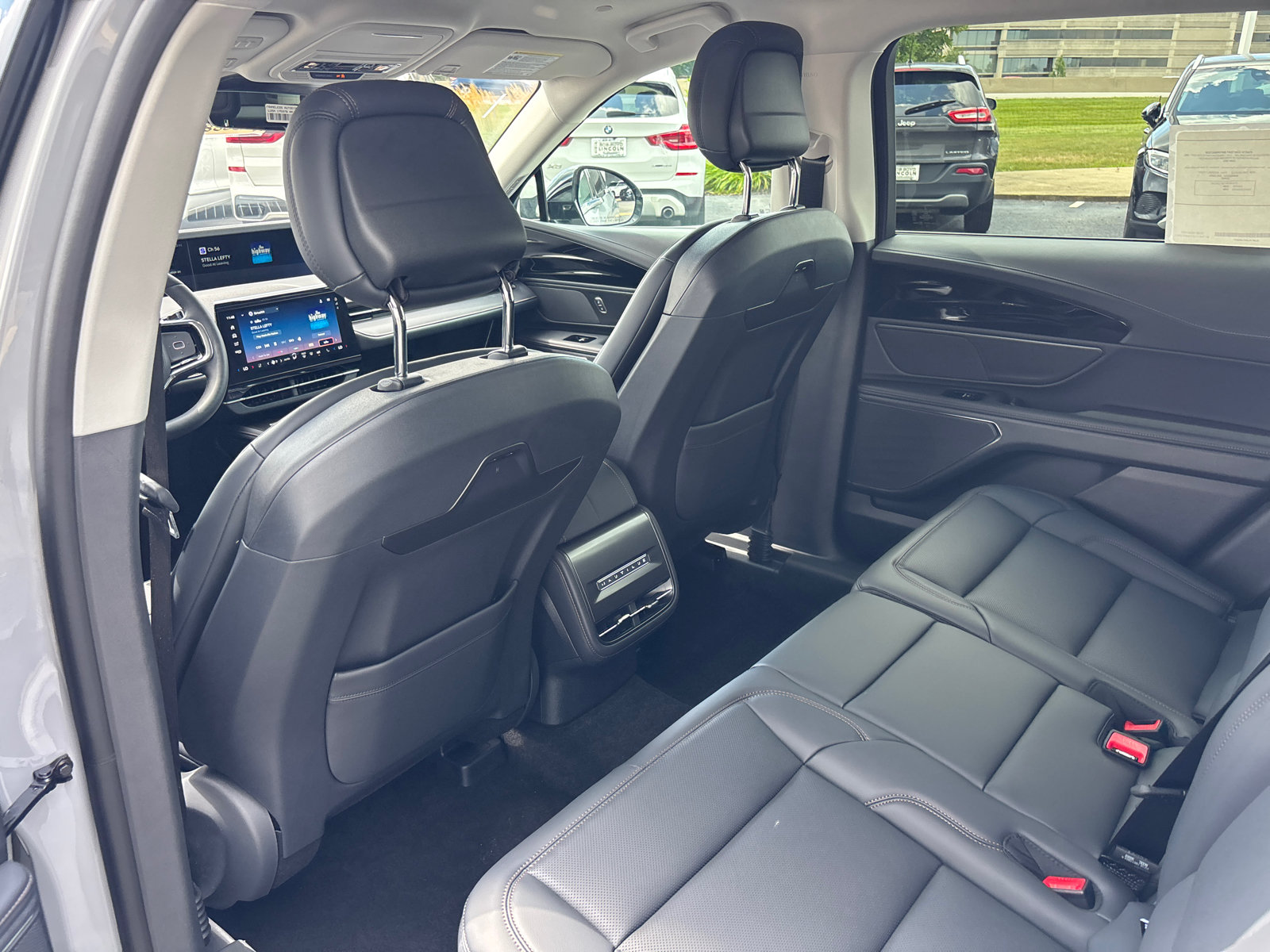 New 2026 Lincoln Nautilus Premier AWD/4WD image 27