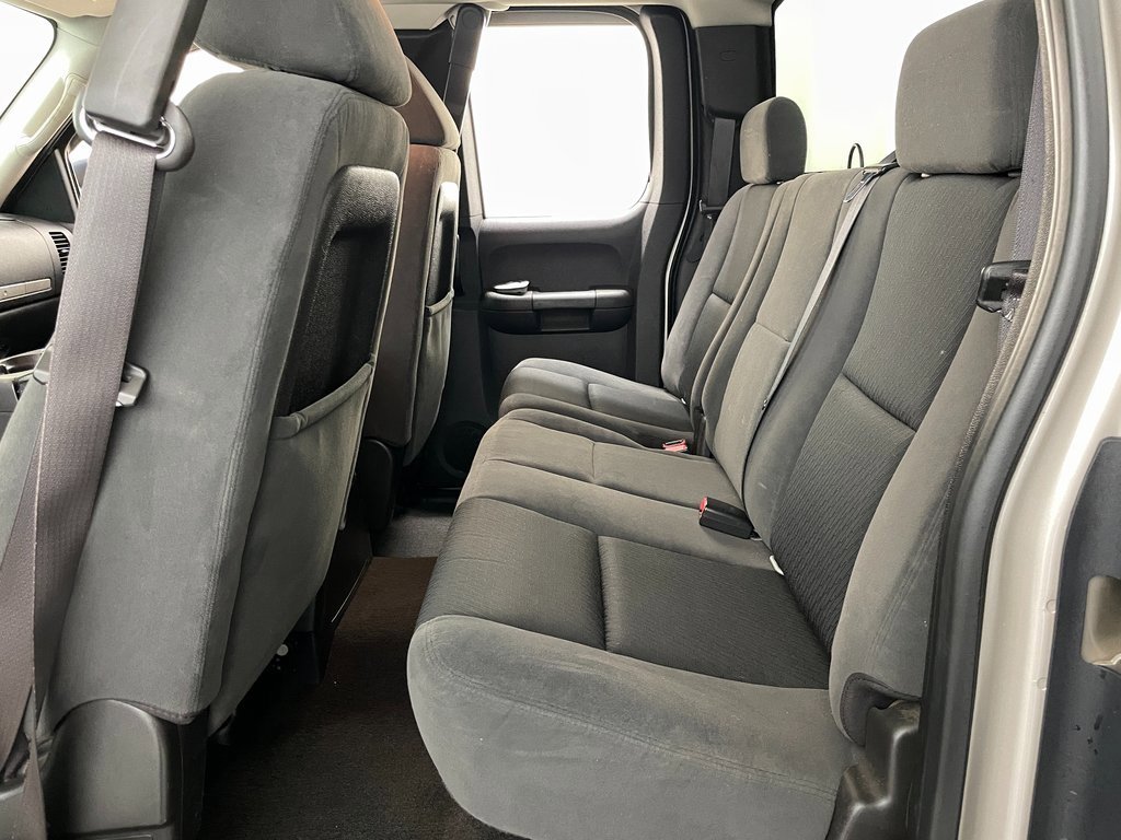 Used 2009 Chevrolet Silverado 2500 LT w/ Exterior Plus Package image 6