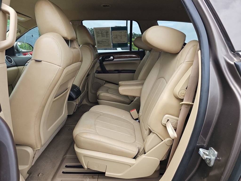 Used 2011 Buick Enclave CXL w/ Trailering Provision Package FWD image 20