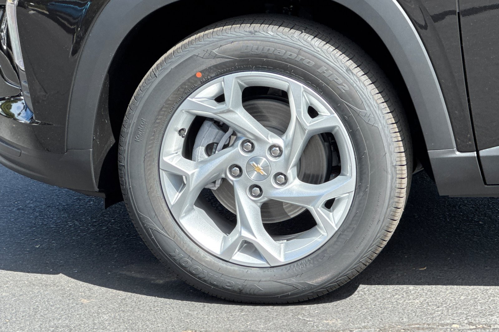 New 2026 Chevrolet Trax LS w/ LS Convenience Package FWD image 23