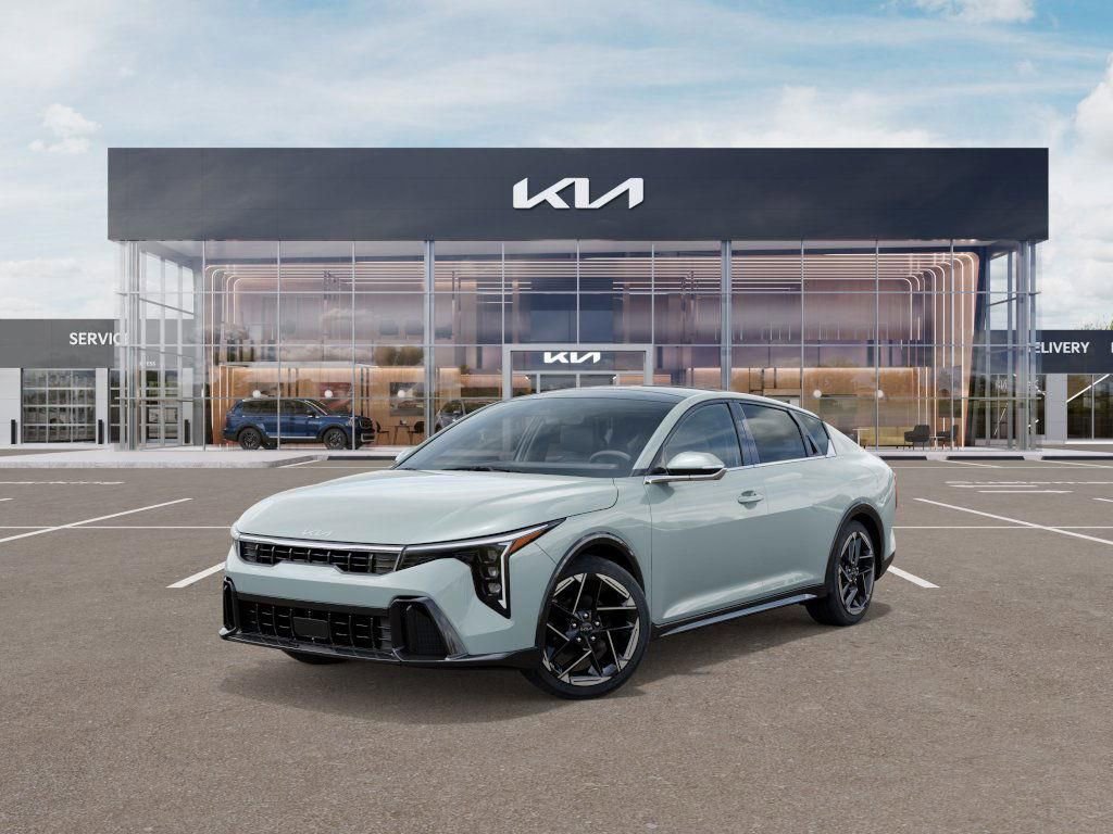 New 2025 Kia K4 GT-Line w/ GT-Line Sunroof Package