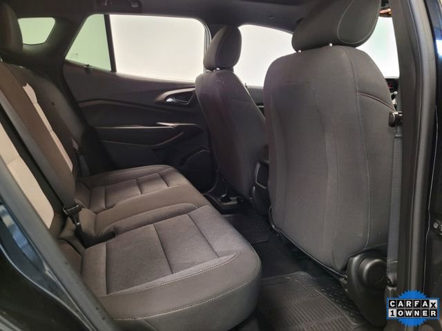 Used 2024 Chevrolet Trax RS w/ Sunroof Package image 13