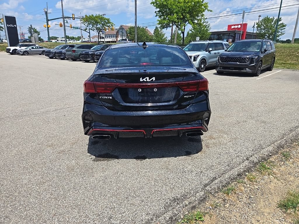Certified 2022 Kia Forte GT w/ GT Technology Package FWD image 6