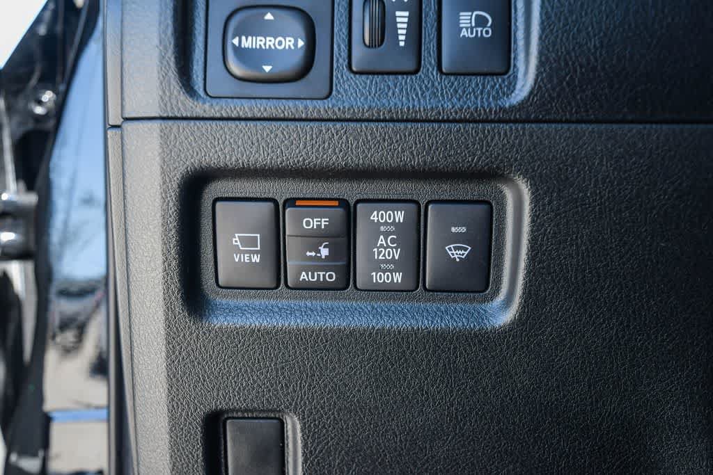 Used 2022 Toyota 4Runner Limited RWD image 25