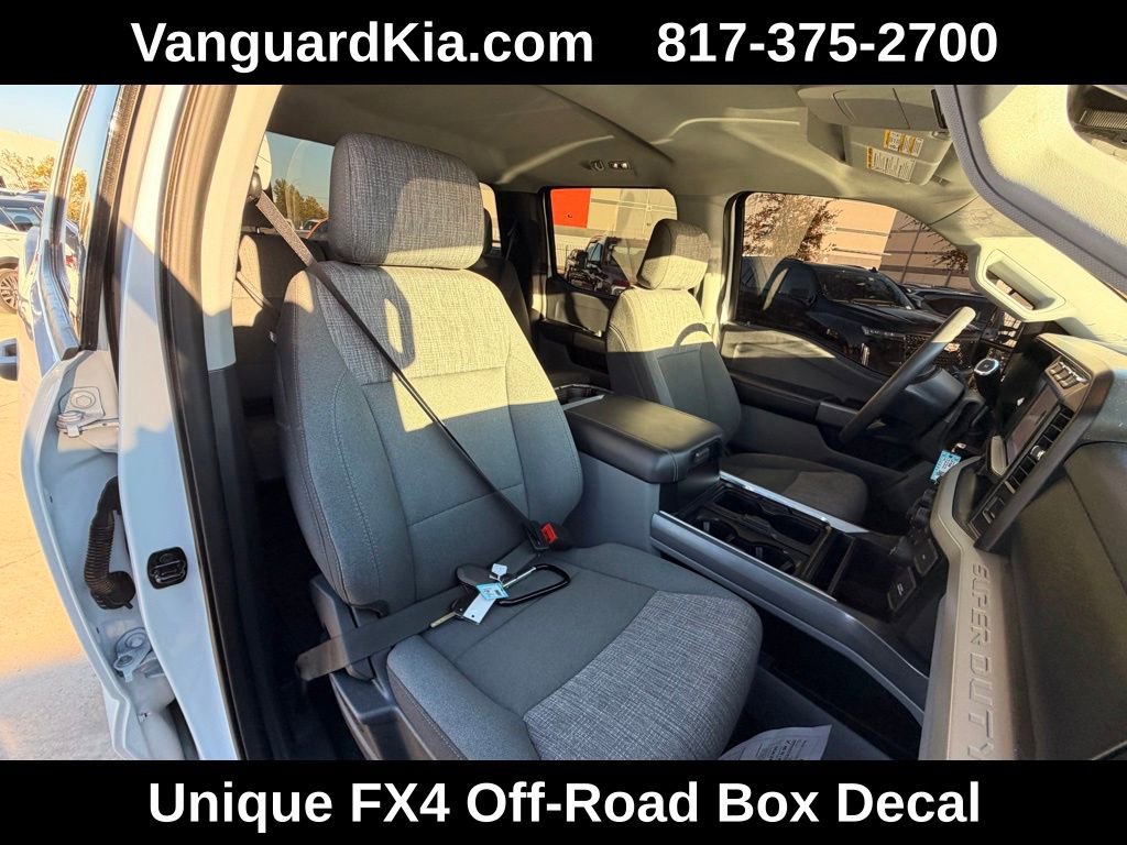 Used 2024 Ford F250 XLT w/ FX4 Off-Road Package image 28