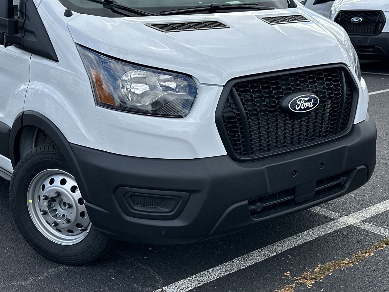 New 2026 Ford Transit 250 148 Medium Roof w/ Load Area Protection Package image 42