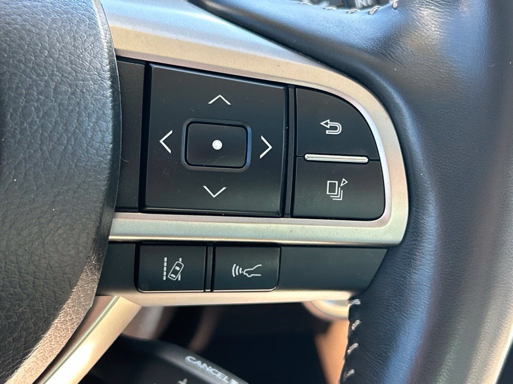 Used 2022 Lexus RX 350L Premium w/ Premium Package AWD/4WD image 29