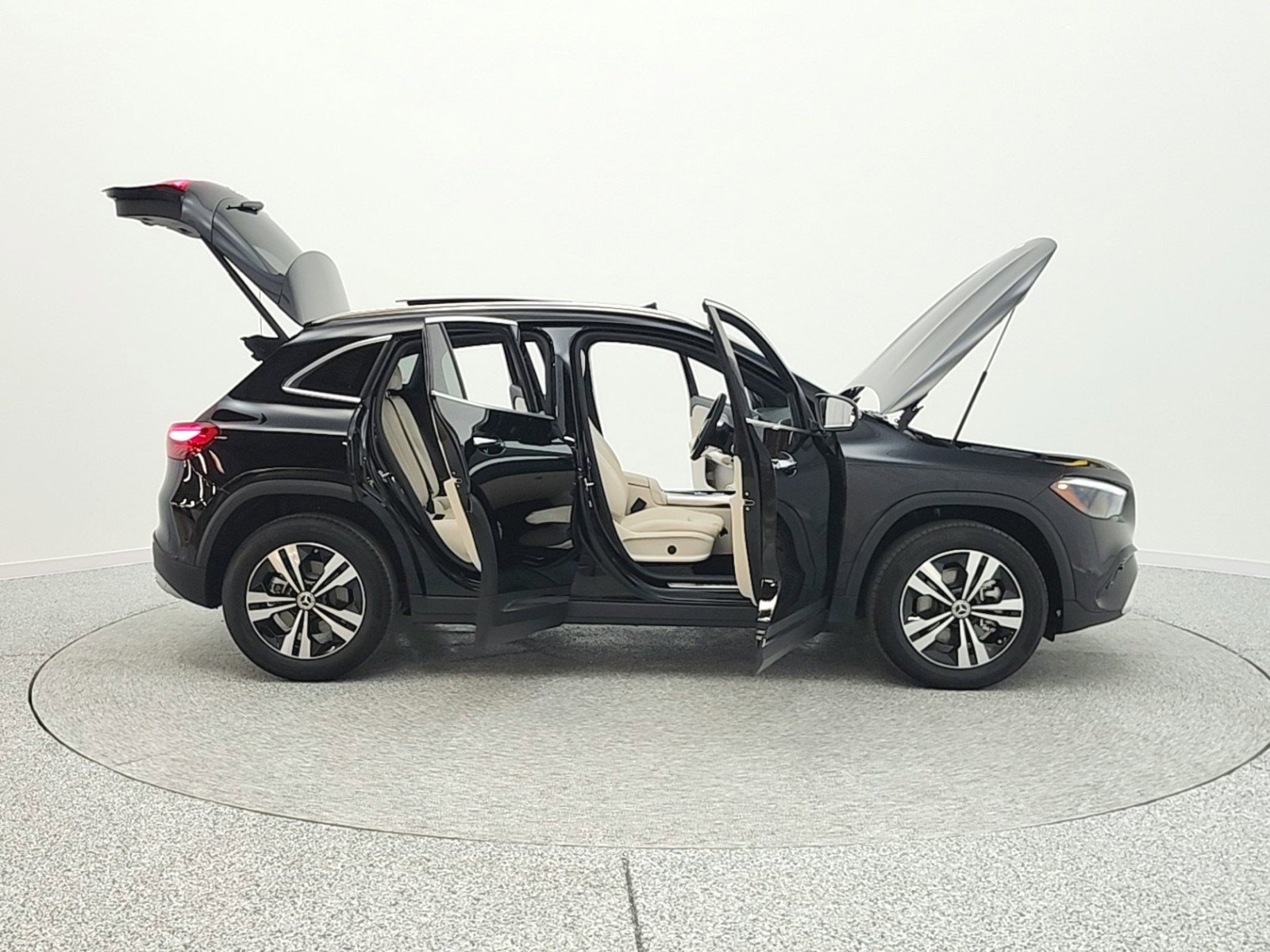 Certified 2025 Mercedes-Benz GLA 250 image 22