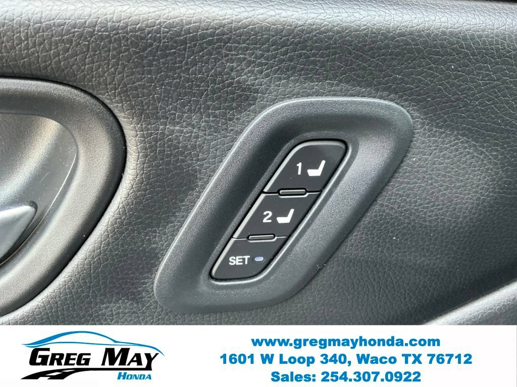 Used 2025 Honda Pilot Touring image 27