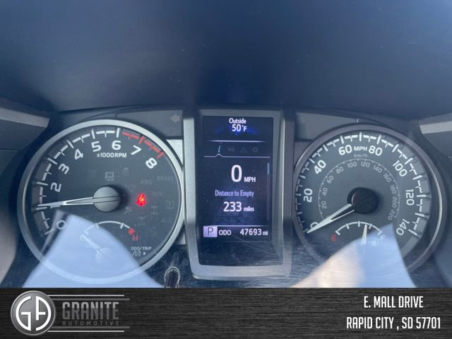 Used 2020 Toyota Tacoma TRD Sport w/ Technology Package image 15