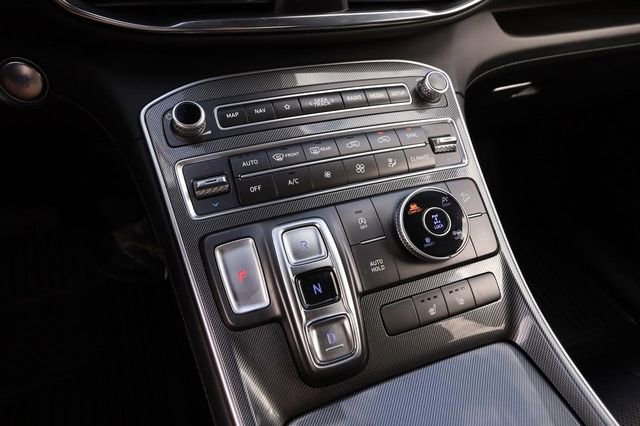 Used 2023 Hyundai Santa Fe SEL w/ Premium Package image 18