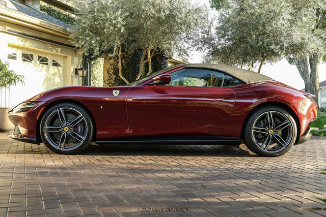 Used 2025 Ferrari Roma Spider RWD image 15