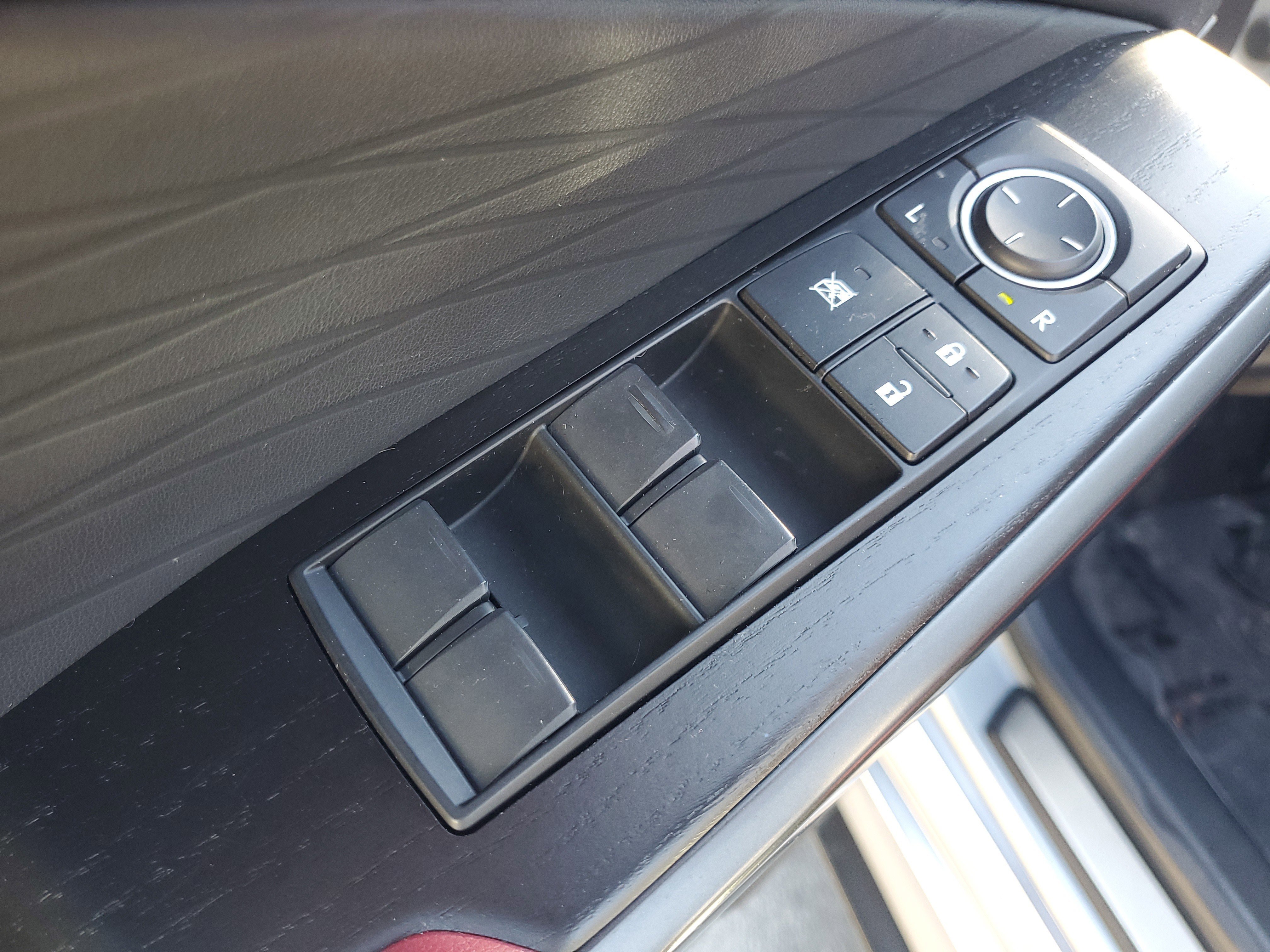 Certified 2023 Lexus IS 300 w/ Premium Package RWD image 19
