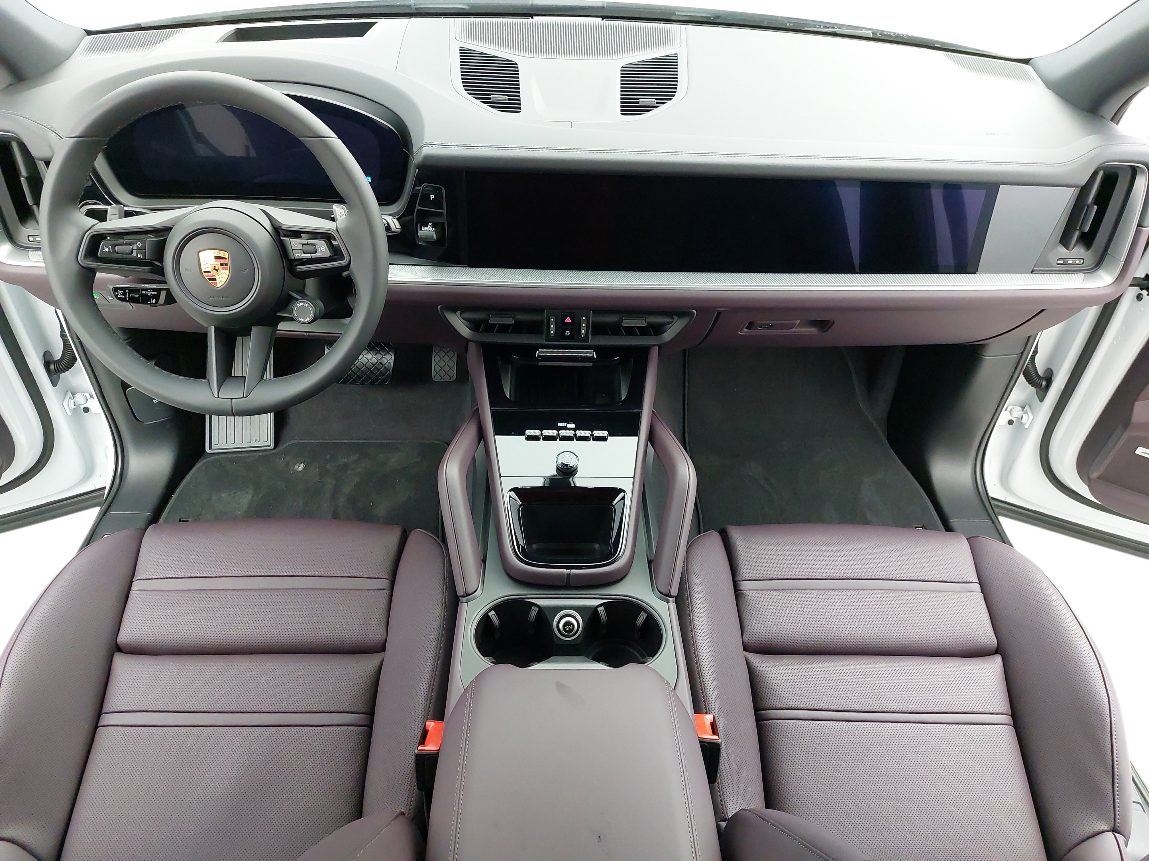 New 2025 Porsche Cayenne image 11