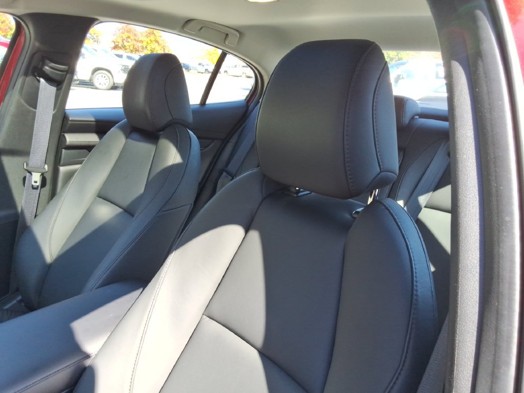 Used 2025 MAZDA MAZDA3 s FWD image 20