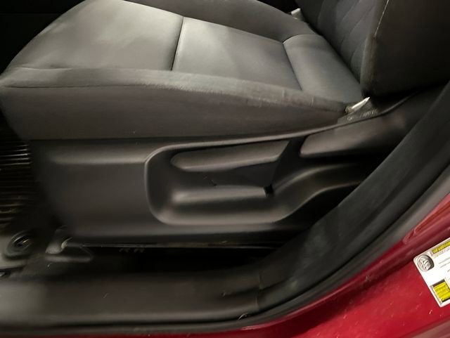 Used 2023 Toyota Corolla LE FWD image 11
