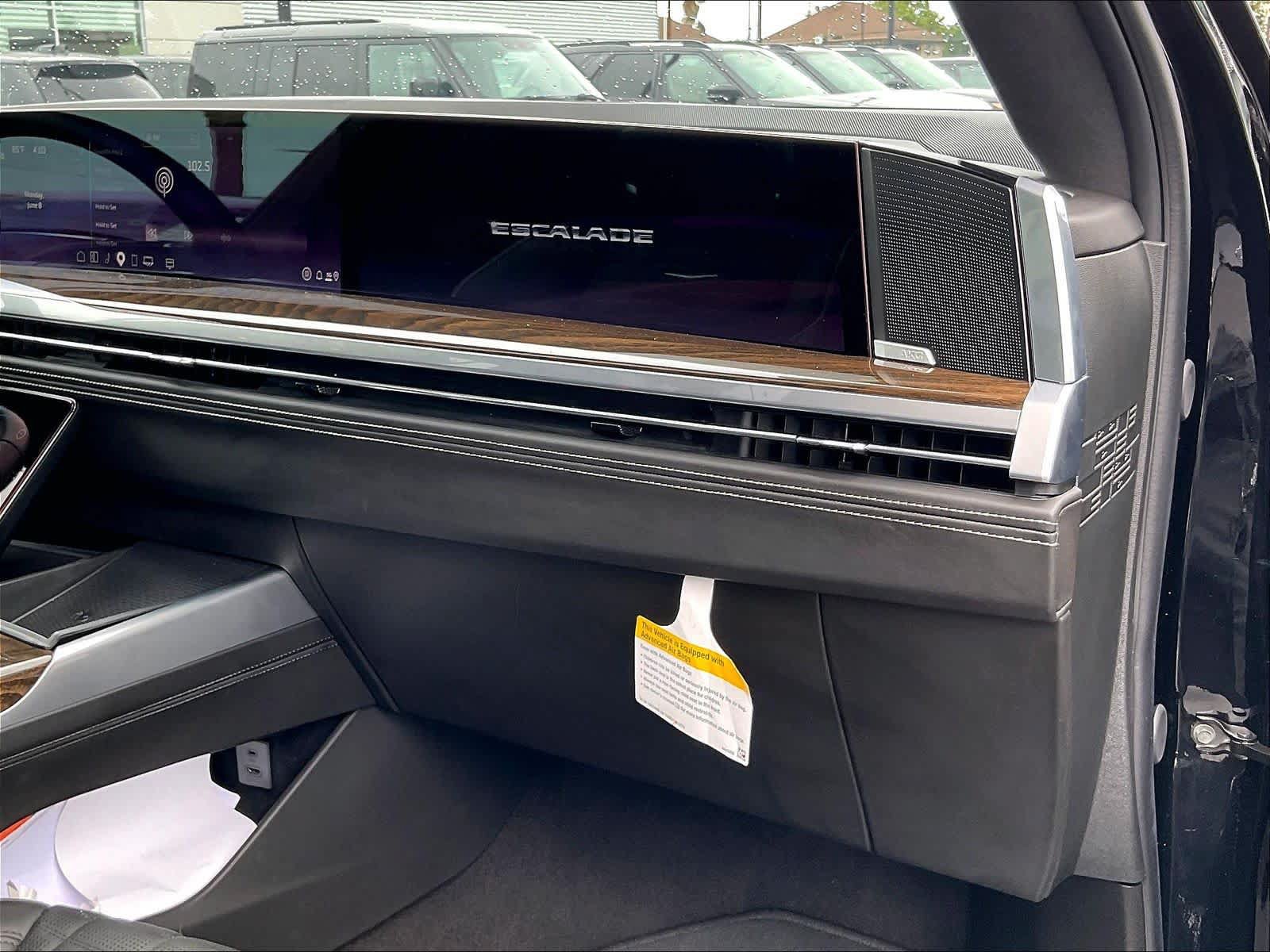 Used 2025 Cadillac Escalade Sport Platinum AWD/4WD image 19
