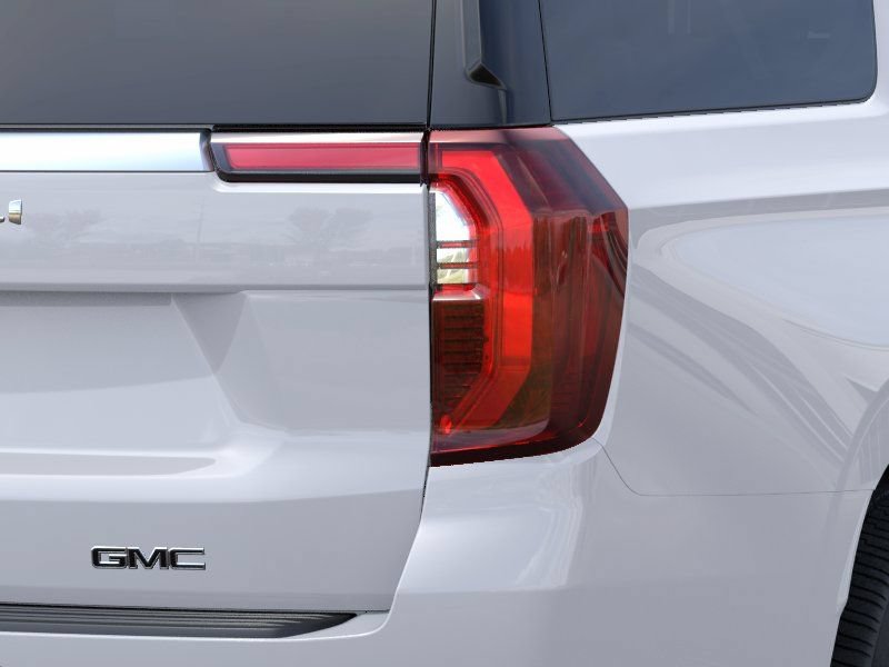 New 2026 GMC Yukon XL Denali w/ LPO, Floor Liner Package AWD/4WD image 11