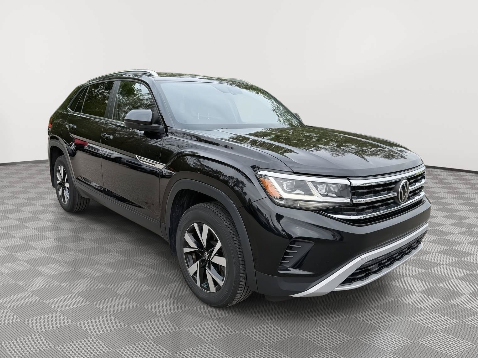 Used 2020 Volkswagen Atlas Cross Sport SE AWD/4WD image 7