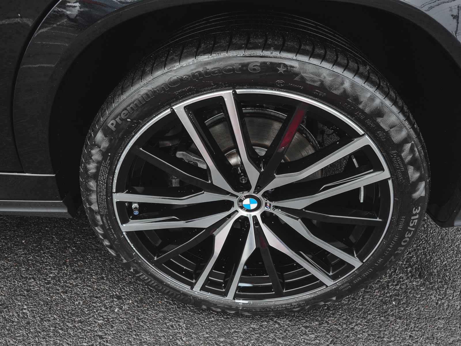 Used 2023 BMW X6 xDrive40i w/ M Sport Package image 8