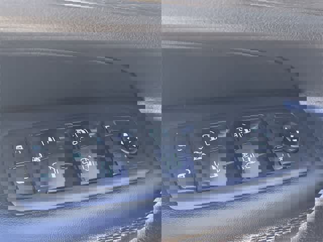 Used 2018 Jeep Grand Cherokee Altitude image 30