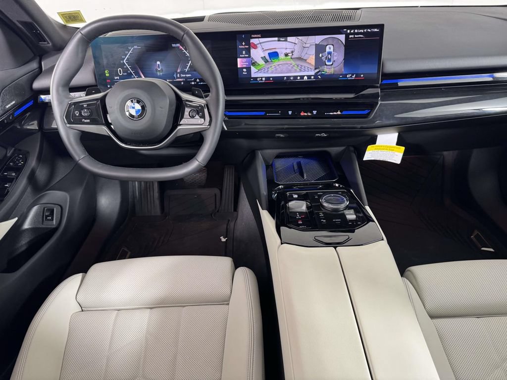 Used 2026 BMW 530i xDrive w/ Premium Package AWD/4WD image 5