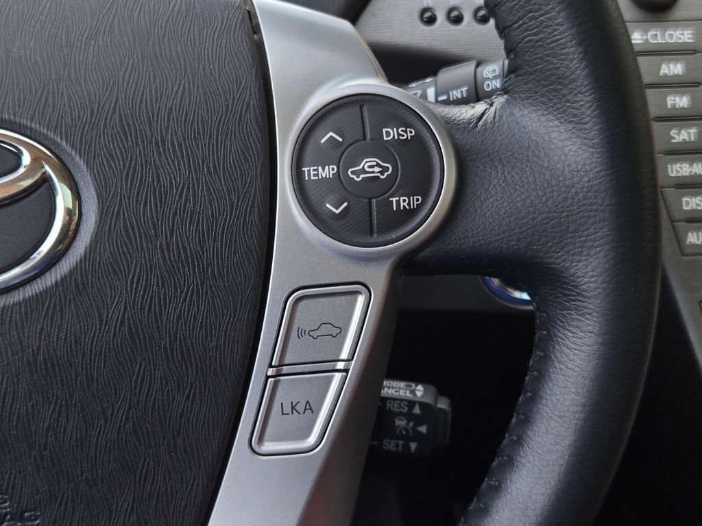 Used 2013 Toyota Prius Five w/ Advanced Technology Pkg FWD image 24