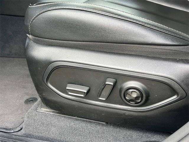 Used 2023 Jeep Grand Cherokee 4WD 4xe image 28