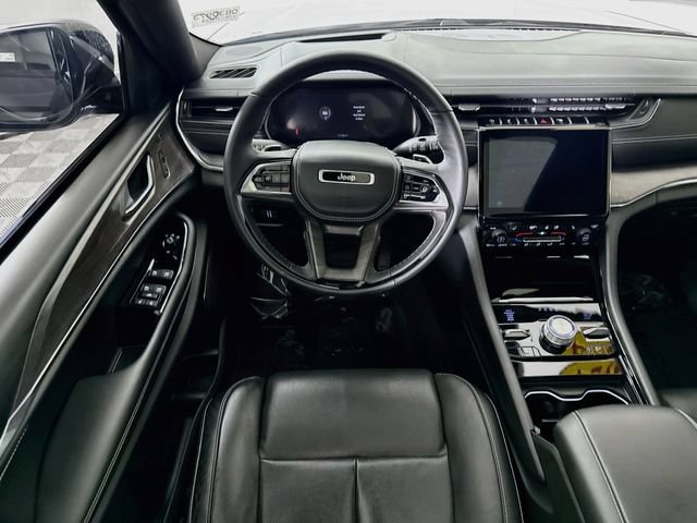 Used 2024 Jeep Grand Cherokee Overland w/ Adv Protech Group III AWD/4WD image 24