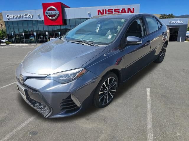Used 2018 Toyota Corolla SE w/ SE Premium Package FWD image 3