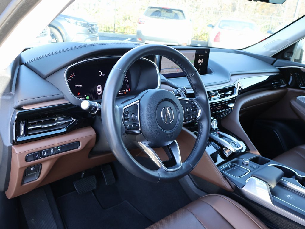 Used 2024 Acura MDX SH-AWD w/ Technology Package image 18
