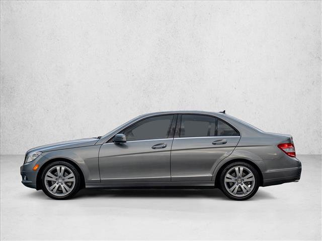 Used 2011 Mercedes-Benz C 300 4MATIC Sedan image 3