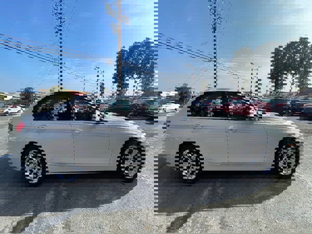 Used 2013 BMW 328i Sedan image 4